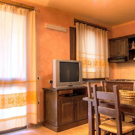 Giada Aparthotel
