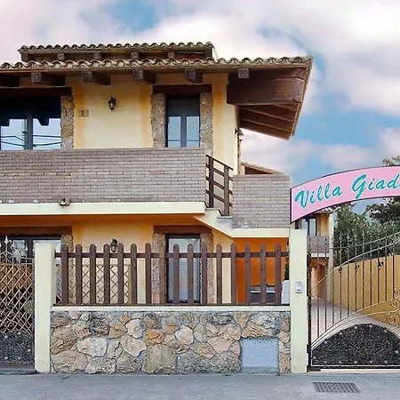 Giada Aparthotel